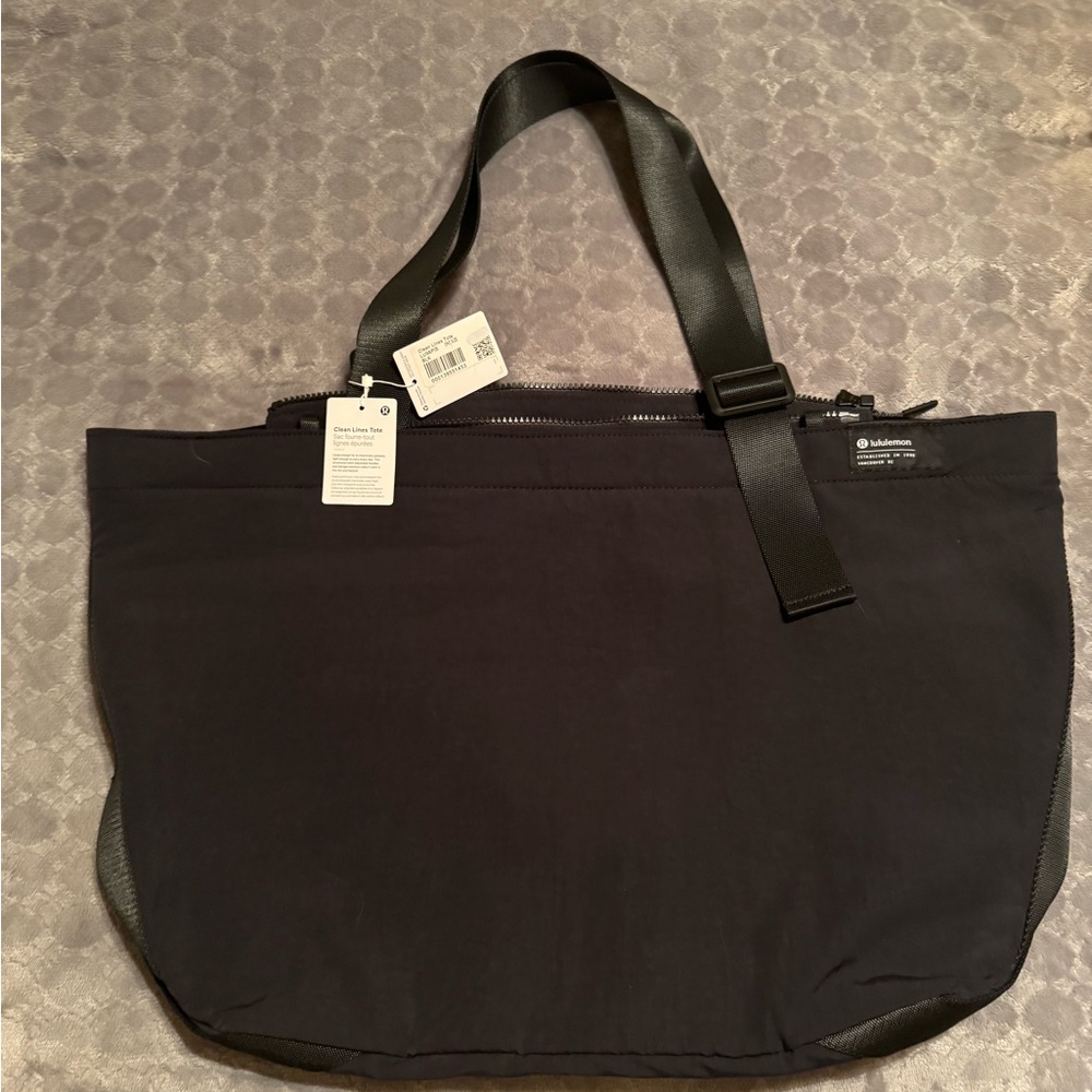 Lululemon Black Tote Bag with Adjustable Straps